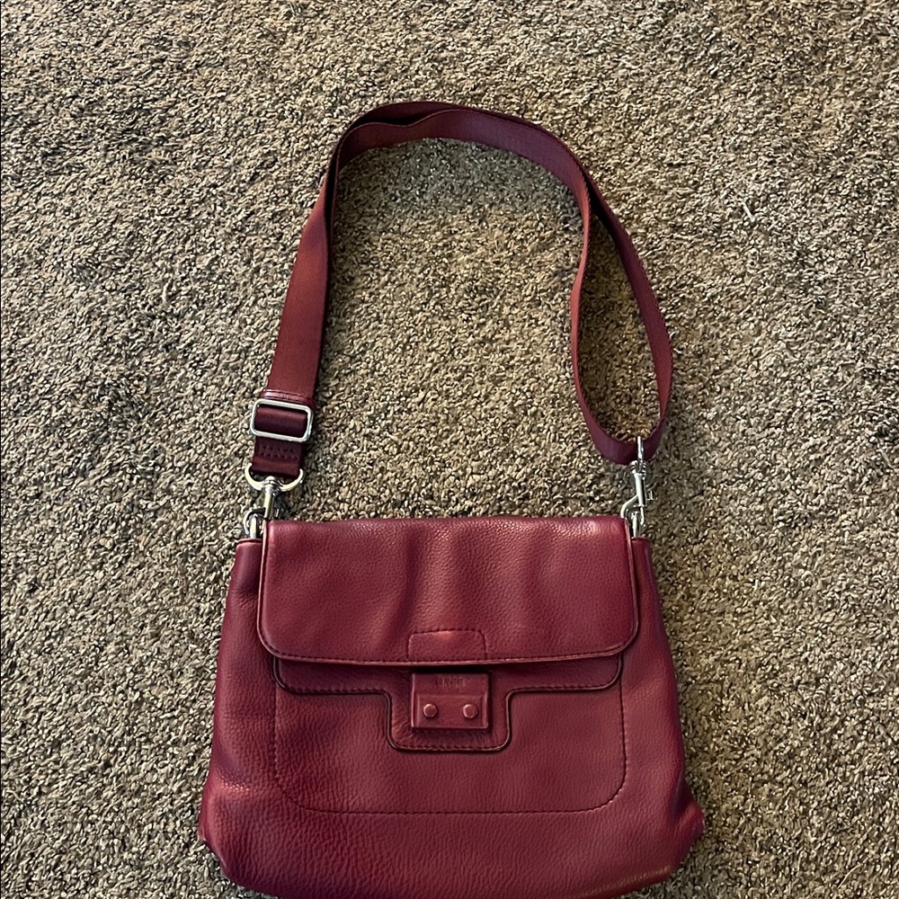 Chic Burgundy Crossbody Bag